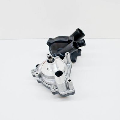 Audi A8 D4 Otomotiv Su Pompası Komplesi 079121013T 079121013P