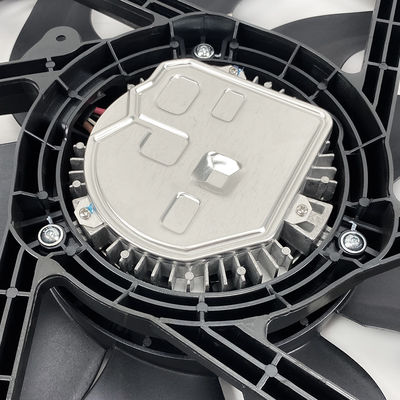 BMW G20 için 12V Otomatik Radyatör Elektrik Soğutma Fanları Sigorta İçinde Yapılmış