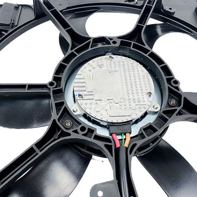 12kg Otomobil Otomobil Alüminyum Alaşım Radyatör Soğutma Ventilatörü BMW X5 E70 için